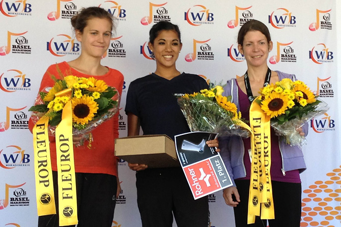 Die schnellsten Frauen des Halbmarathons: Rechts Andrea Turello als Dritte